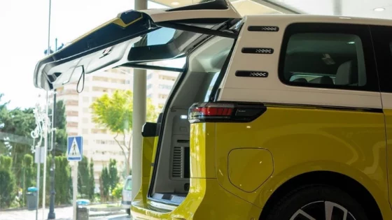 Volkswagen ID. Buzz microbús de segunda mano en Málaga y Córdoba, vehículo eléctrico y moderno para toda la familia