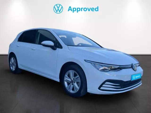Volkswagen Golf Life 1.0 eTSI 81 kW (110 CV) DSG
